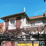 Residencial Hostel de\'l Tata