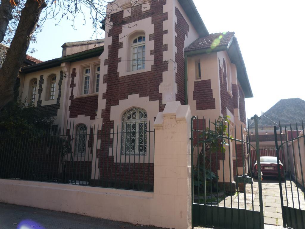 Residencial De'l Tata * Santiago de Chile